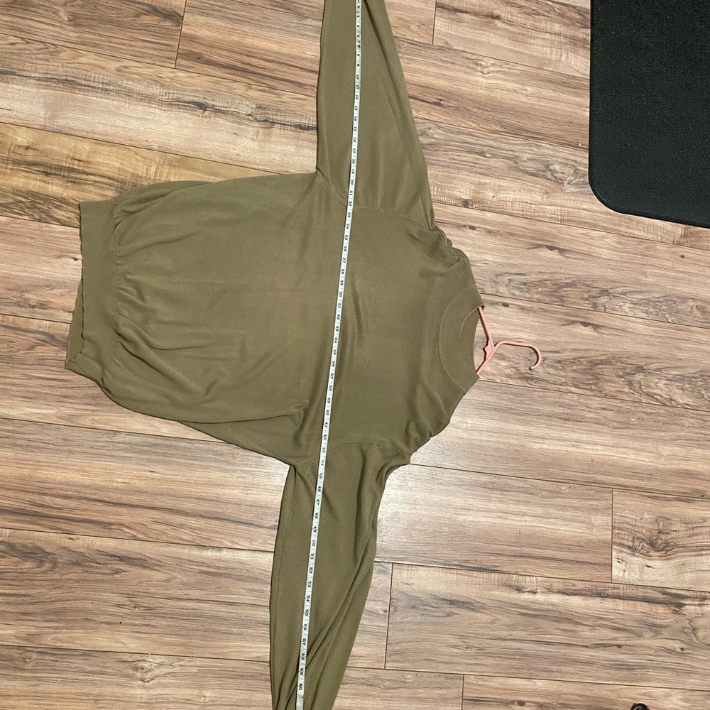 Men's Tan Sweater - Picture 3 of 5